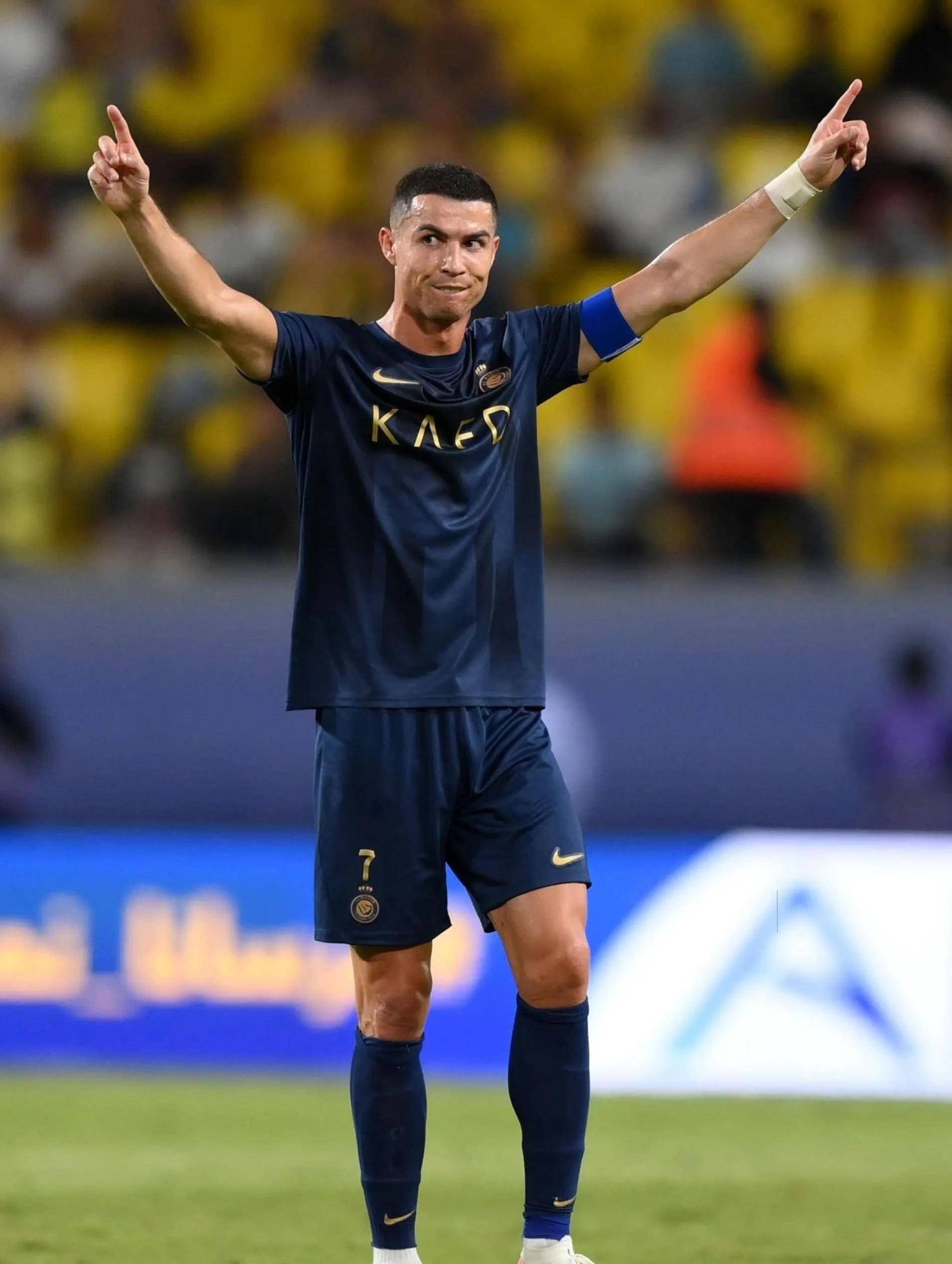 官方：苏格兰裁判沃尔什将执法欧冠第6轮拜仁vs葡体（官宣：苏格兰裁判沃尔什将吹罚欧冠第6轮拜仁对阵葡萄牙体育）