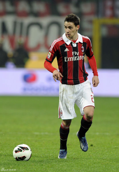 美加墨世界杯详细赛程公布 揭幕战北京时间6月12凌晨3时进行（2026美加墨世界杯赛程出炉：揭幕战北京时间6月12日凌晨3点开球）