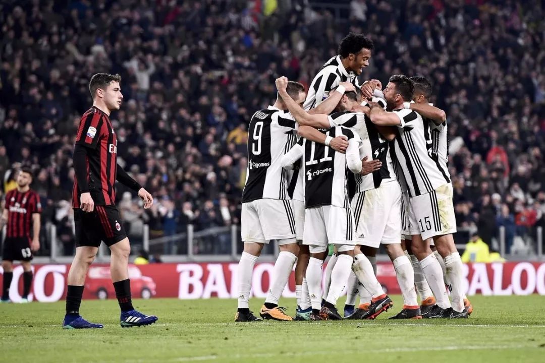 如何评价哈维·阿隆索的球员生涯，他的表现怎么样？（哈维·阿隆索球员生涯回顾：他的发挥究竟如何？）