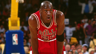 半场战报：罗马1-0乌迪内斯，洛伦佐-佩莱格里尼点射破门（半场速报：罗马1-0乌迪内斯，洛伦佐-佩莱格里尼点球建功）